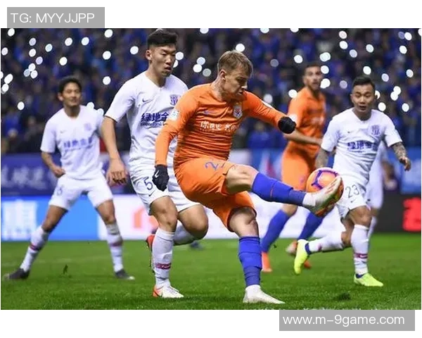 加利在热身时专注分析对手站位球迷欢呼未能分散他的注意力