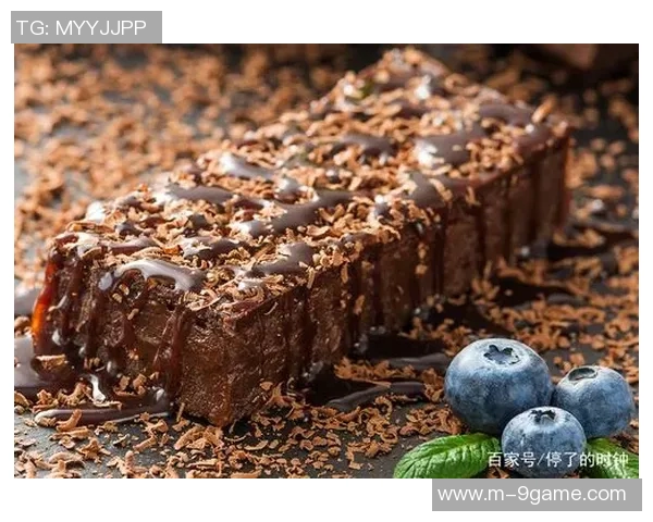 女友甜蜜发合照庆祝布朗尼21岁生日布朗尼感动转发感谢宝贝