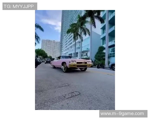 迈克米勒致敬两连冠将爱车改装为詹姆斯迈阿密配色球鞋主题款式