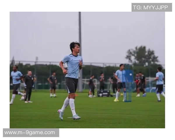 申花一线队国庆假期后重返训练场备战新赛季 申花一线队国庆假期后重返训练场备战新赛季