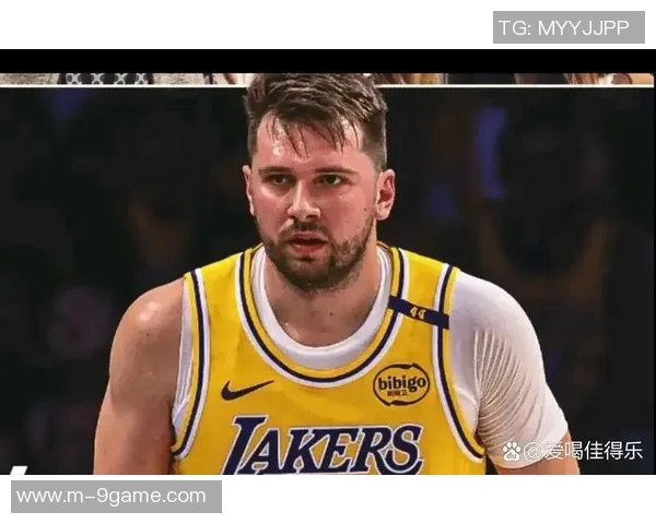 拉拉维亚分享湖人三巨头数据与东契奇里夫斯的精彩表现分析