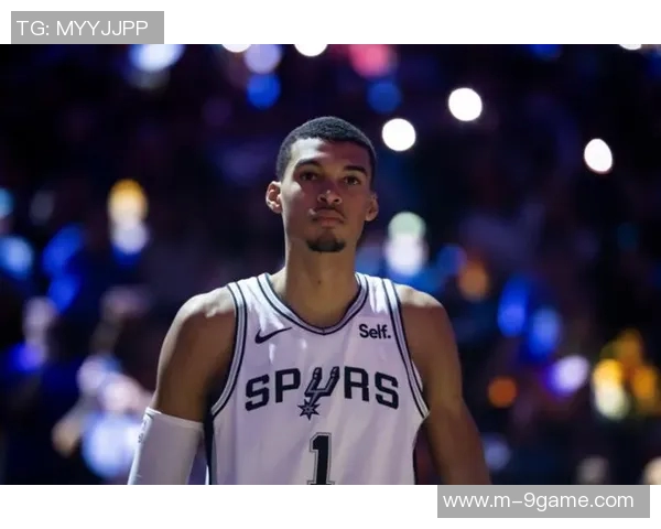 文班亚马因左小腿紧张状态成疑本赛季至今满勤能否出战国王尚未确定