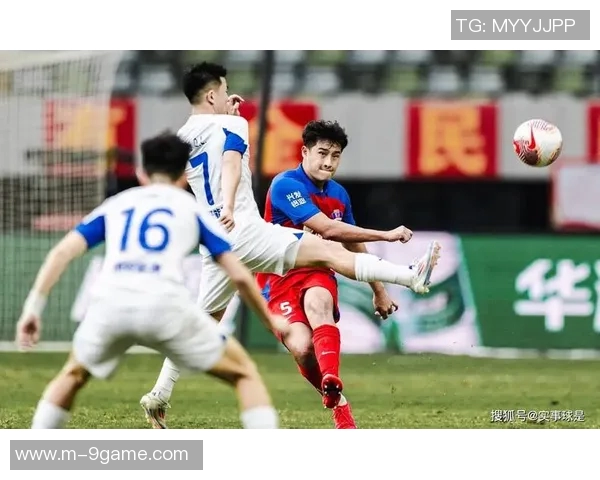 2025赛季中国足球四级联赛最终总排名揭晓及各队表现分析